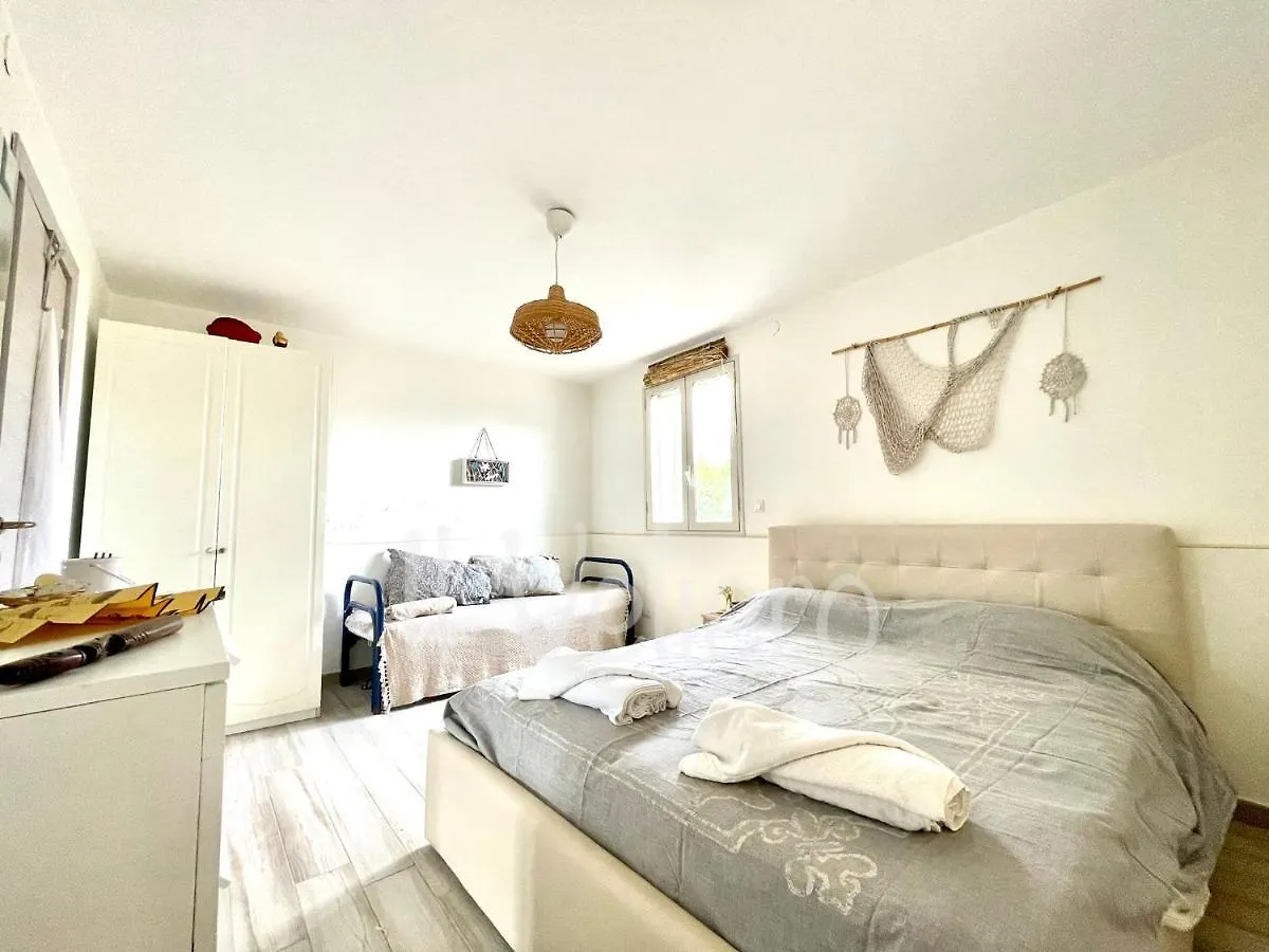 Il Veliero Beach House Villa Catania 0*,  Italy
